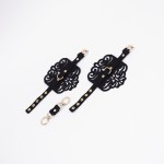 Наручники из натуральной кожи с узорами и золотой фурнитурой Crazy Handmade CH-25006