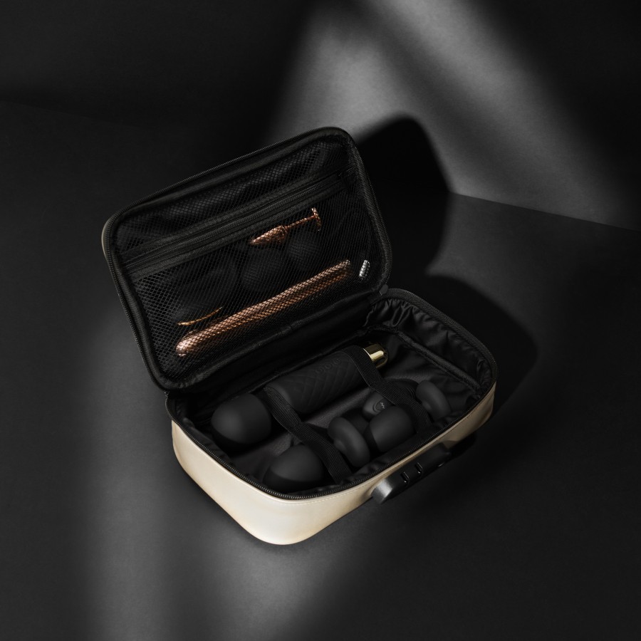 Стильная сумочка для хранения секс-игрушек Dorcel DISCREET BOX LUXURY GOLD
